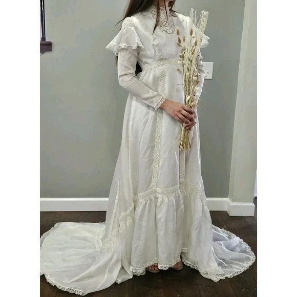 Vintage 70s Cream Prairie Dress Victorian Peasant Cottage Lace Boho Wedding Gown - Picture 3 of 16